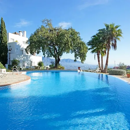Jacarandas De Elviria Апартаменты Марбелья