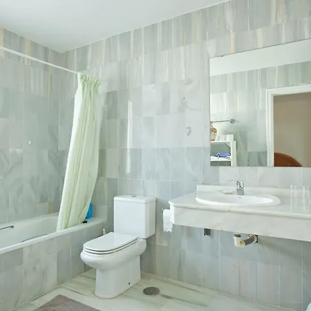 Апартаменты Jacarandas De Elviria