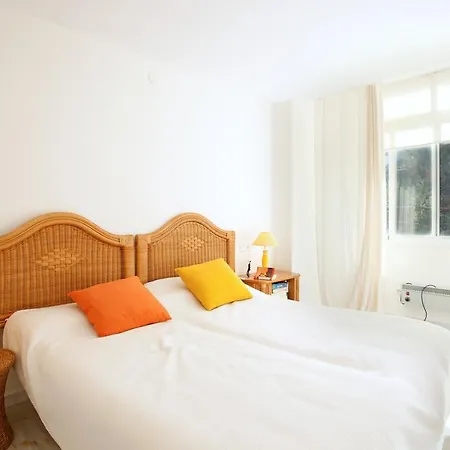 Апартаменты Jacarandas De Elviria