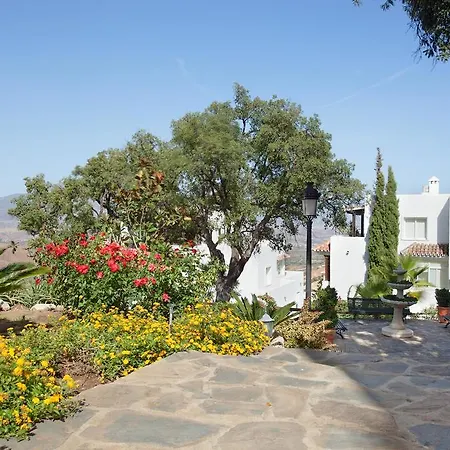 Апартаменты Jacarandas De Elviria *