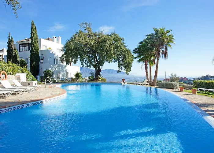 Jacarandas De Elviria Apartment Marbella