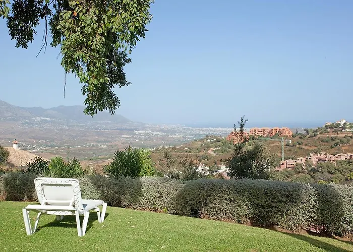 Jacarandas De Elviria Apartment